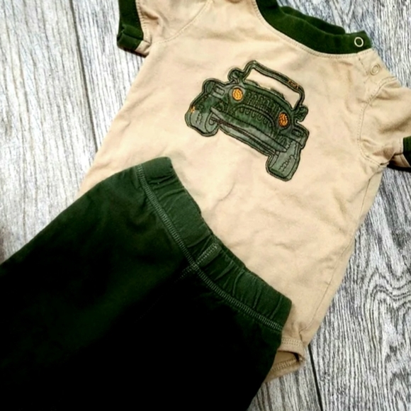 Two 9M Outfits- Construction Hoodie/Forest Green set. MOST ITEMS NWOT! - Picture 11 of 13